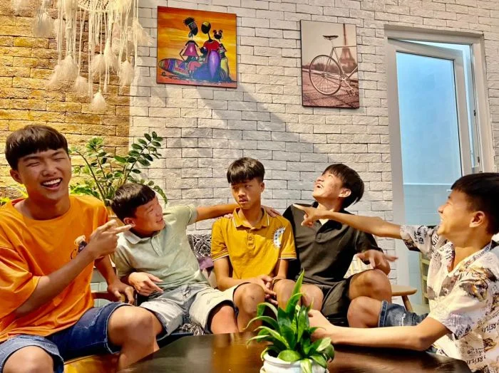 Những hình ảnh đặc sắc về anh Ba Phải TV