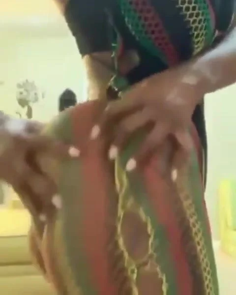 Hình 55 trong bộ sex đánh ghen