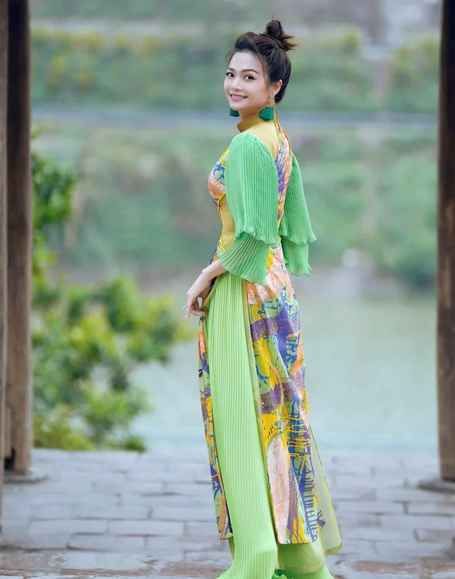 Diễn viên Kiều Anh gây sốt với nhan sắc 22 năm không đổi - Ảnh 1.