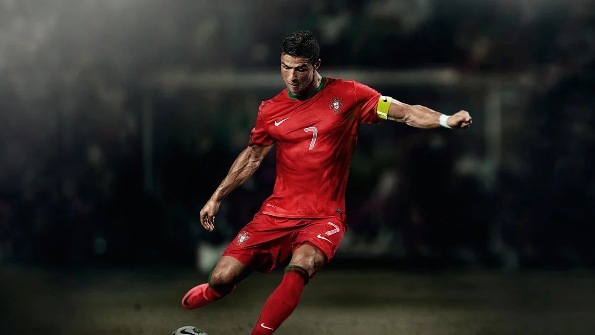 Hình nền Ronaldo 4k cho máy tính (3)
