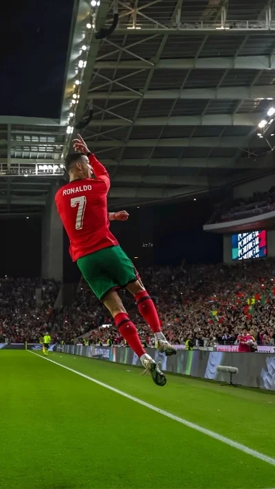 hình nền ronaldo ở nước nhà bồ đào nha