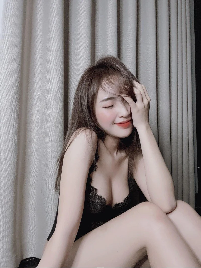 Cựu hotgirl Lê Phương Anh: mẹ 2 con nhưng body siêu bánh cuốn (2)