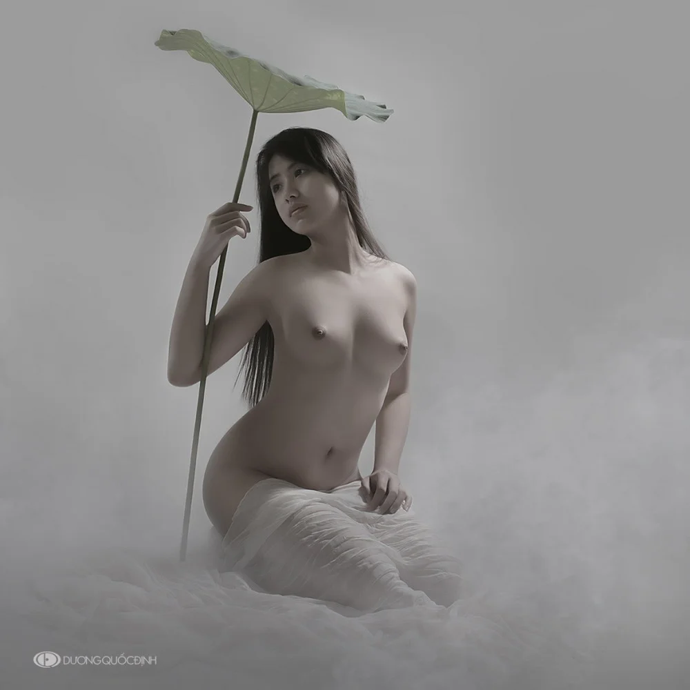 Bộ ảnh nude cực đẹp và nghệ thuật cao của nhiếp ảnh Việt
